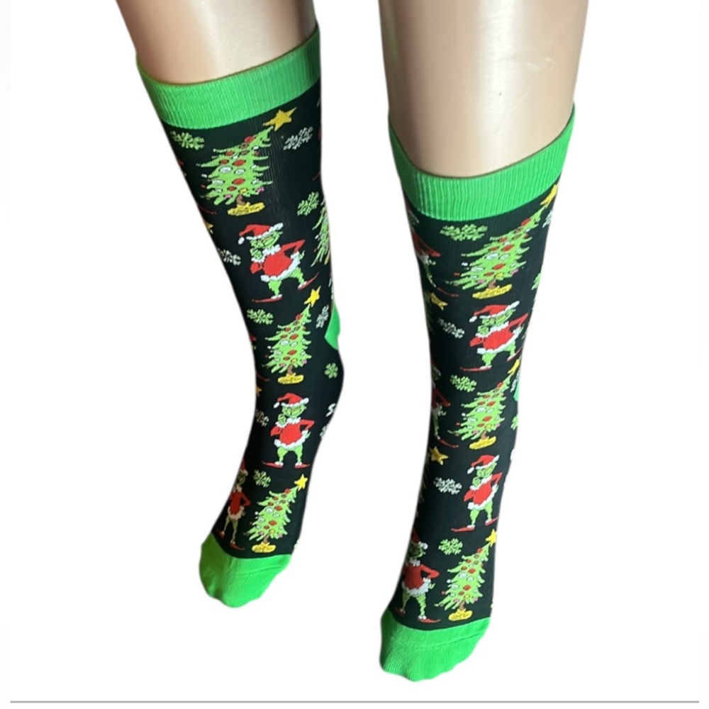 • Grinchy Cindy Lou Who • Novelty Socks NWT - Picture 6 of 7